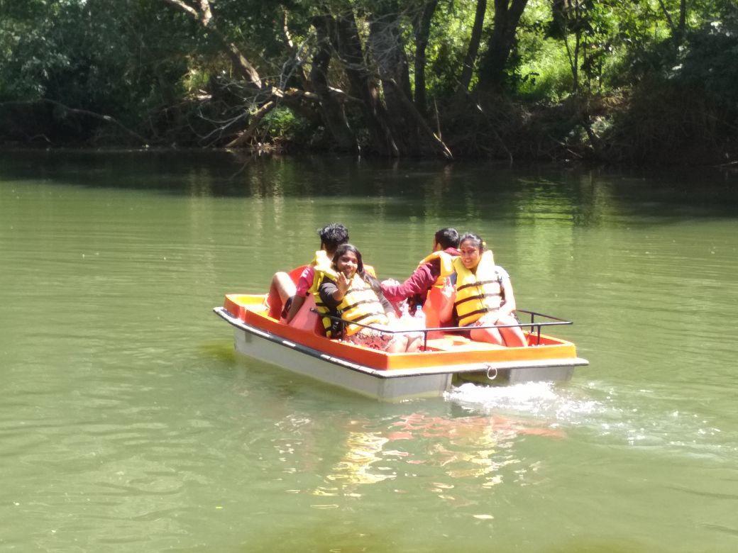 River Near Coorg Jambur Εξωτερικό φωτογραφία